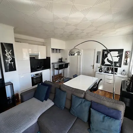 T2 Proche Centre Et Palais Avec Terrasse ! * Cannes